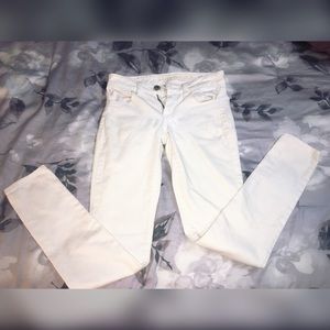 American Eagle White Jegging